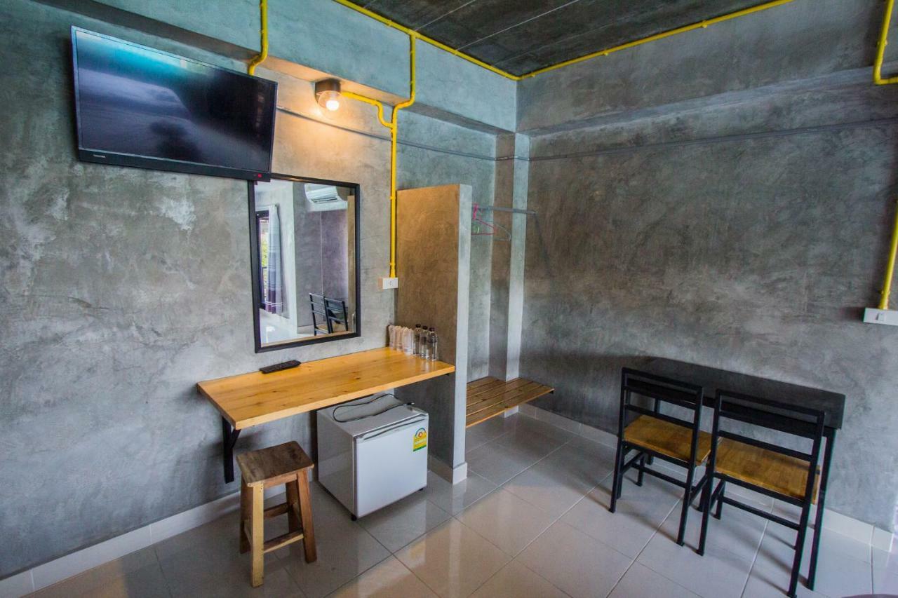The Sky Loft Hotel Pathum Thani Luaran gambar
