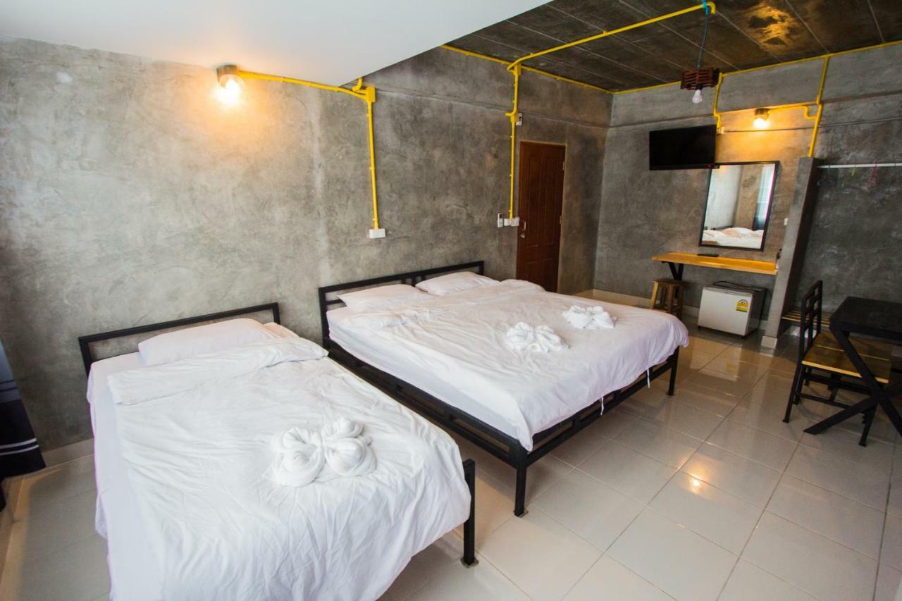 The Sky Loft Hotel Pathum Thani Luaran gambar
