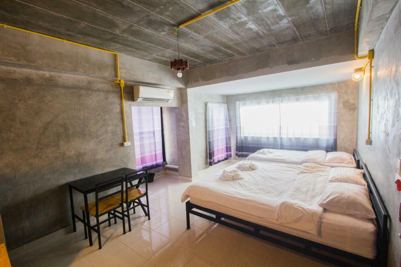 The Sky Loft Hotel Pathum Thani Luaran gambar
