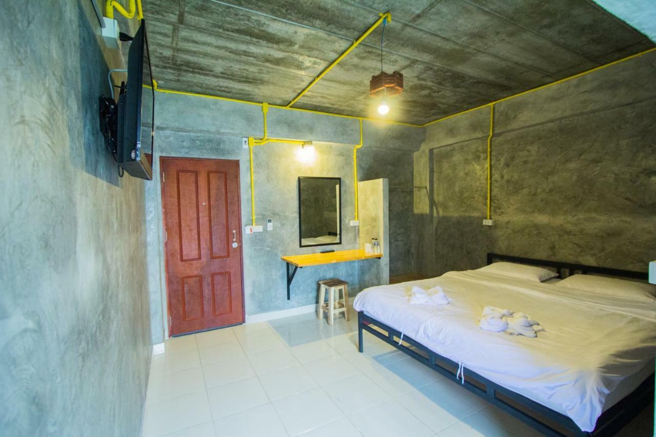 The Sky Loft Hotel Pathum Thani Luaran gambar