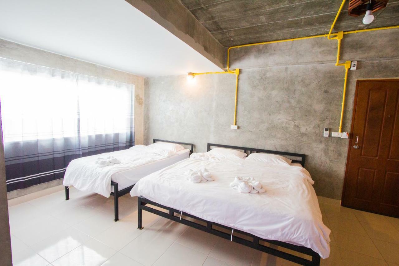 The Sky Loft Hotel Pathum Thani Luaran gambar
